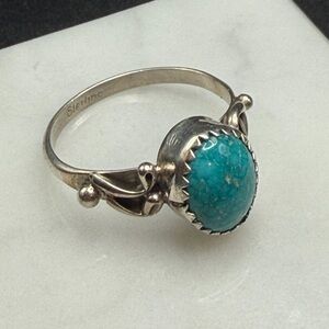 925 Sterling Silver Turquoise Ring Size 8. #M10